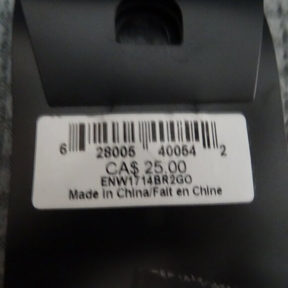 *FREE WITH PURCHASE* Women NWT Expressions pearl necklace - Picture 4 of 6